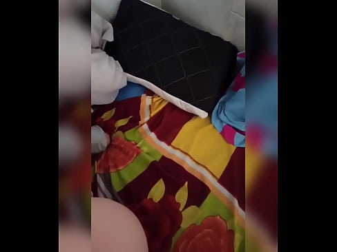 ❤️ Myn keamergenoat bliuwt allinnich thús want har man giet op fakânsje en ik nim de kâns oan om har te neuken en har kont fol mei molke Fuckfideo op fy.8kpornvids.ru ❌